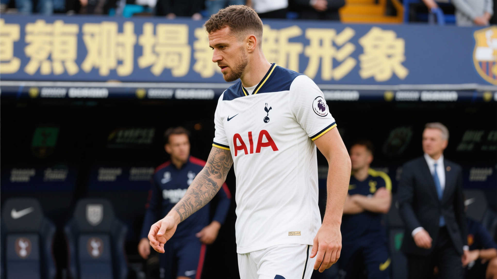 利物浦迎新神锋：1.4亿签约，1.35亿旧将告别！